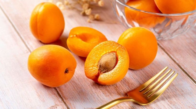 تصویر 1 از قیسی برای معده از میوه خشک مرغوب محصولی طبیعی